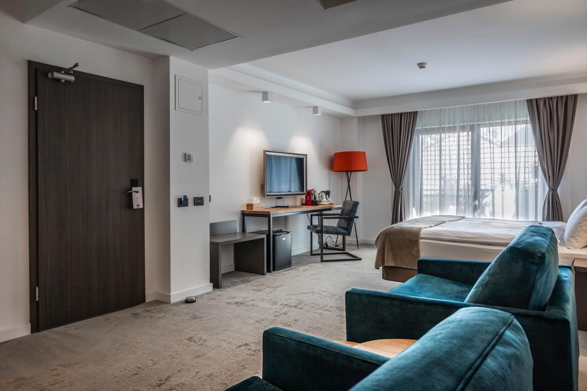 Charm Boutique Hotel ساتو ماري المظهر الخارجي الصورة